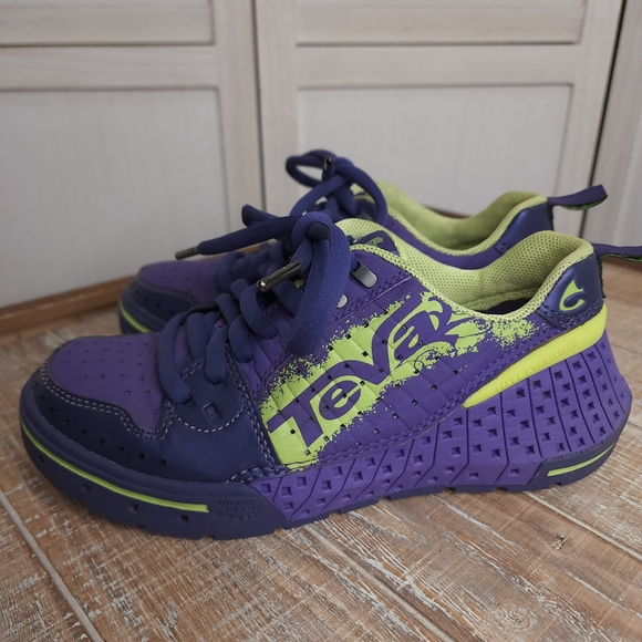 Teva Mountain Games Woman’s Shoe. Size 6 1/2. - Picture 8 of 16